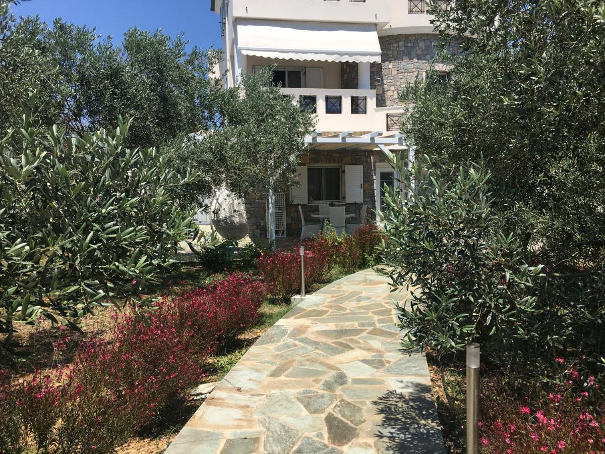 Chiqui Luxury Apartments Alónnisos Eksteriør bilde